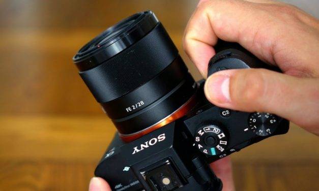 Test Sony FE 28 mm f / 2 par Opticallimits: «il est assez évident que Sony a dû couper quelques coins afin de réduire les coûts»