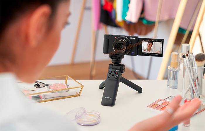 Communiqué de presse: Sony élargit sa gamme de solutions de vlogging avec l’introduction de la caméra Vlog ZV-1